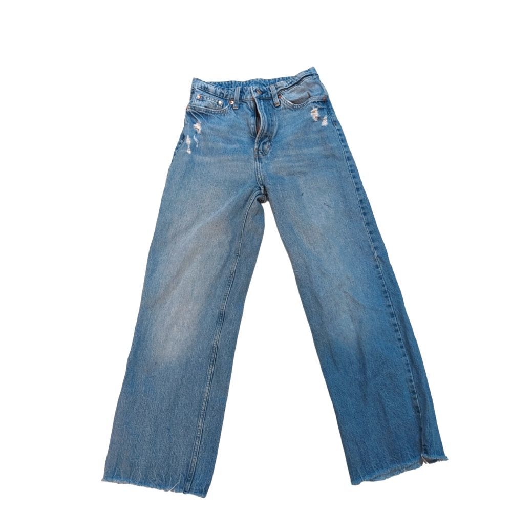 & DENIM JEANS SIZE 4